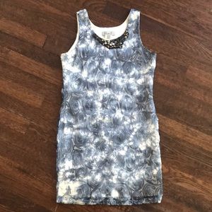 Teen dress size 16-Blue and white mess and ribbon